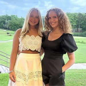 Meet your Posher, Molly